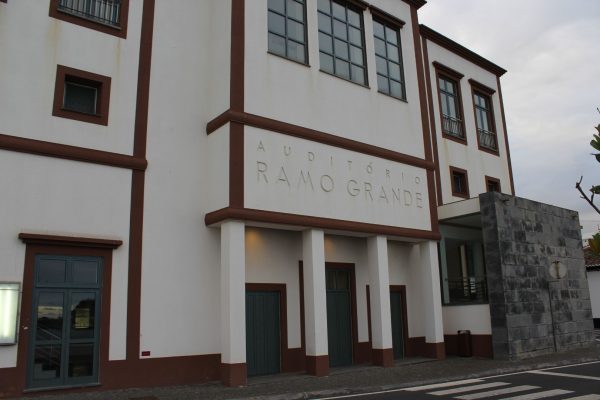 auditorio-ramo-grande - Visitazores