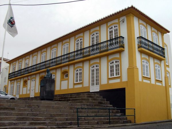 biblioteca-municipal-silvestre-ribeiro