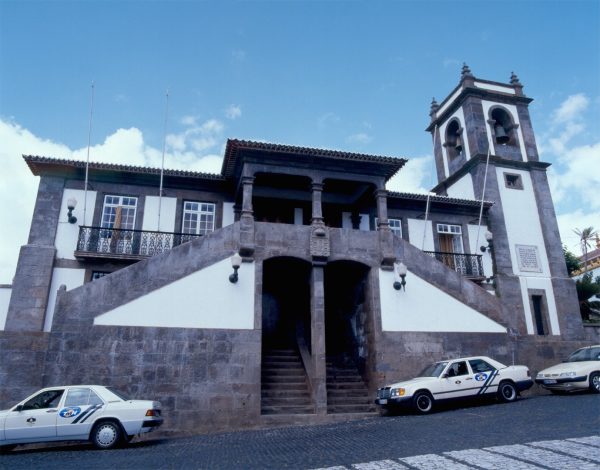 camara-municipal-da-praia-da-vitoria