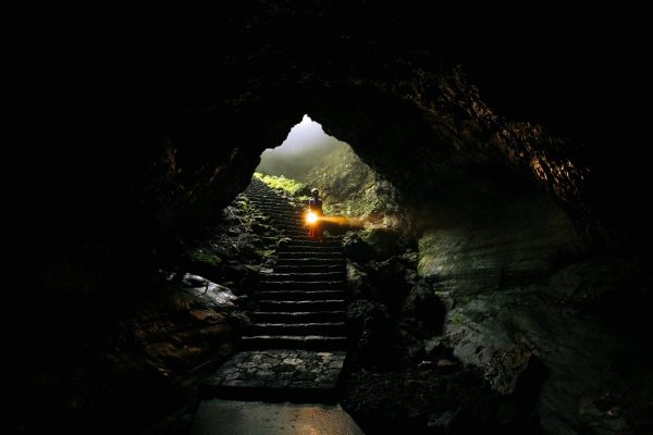 centro-de-visitantes-da-gruta-das-torres