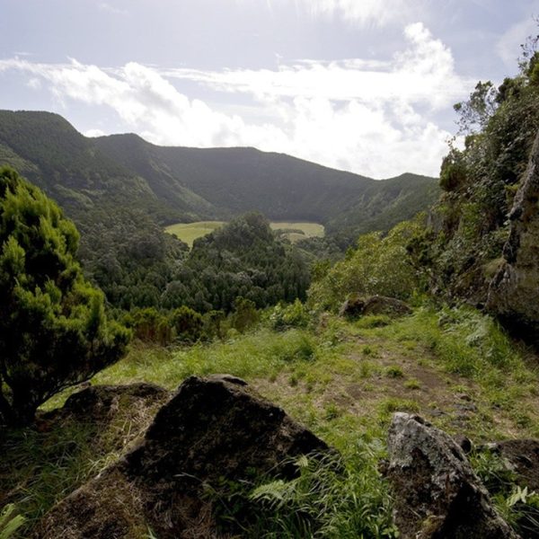 miradouro-da-gruta-da-maria-encantada -