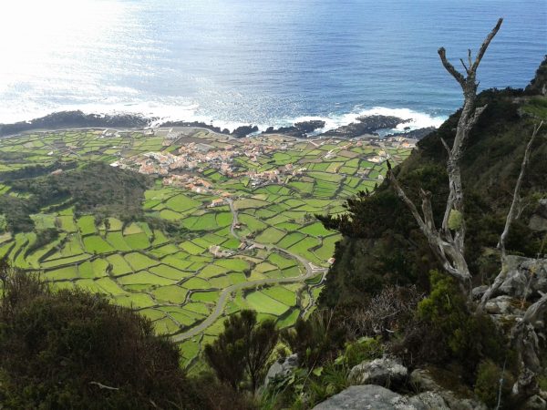 miradouro-das-lagoas-poco-do-bacalhau