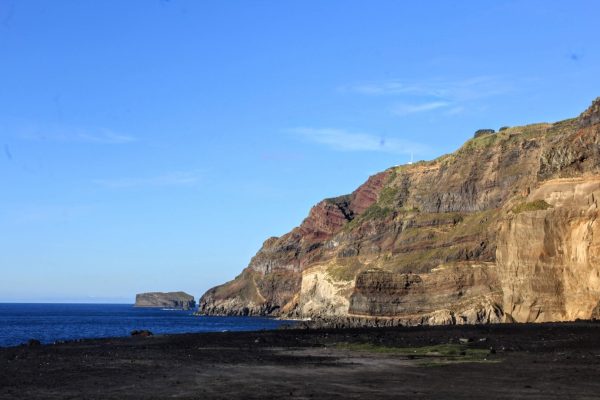 pico-das-camarinhas-ponta-da-ferraria