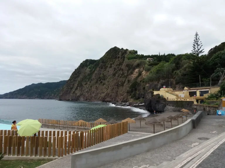 Praia da Ribeira dos Pelames