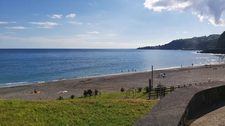 Praia de Água D'Alto
